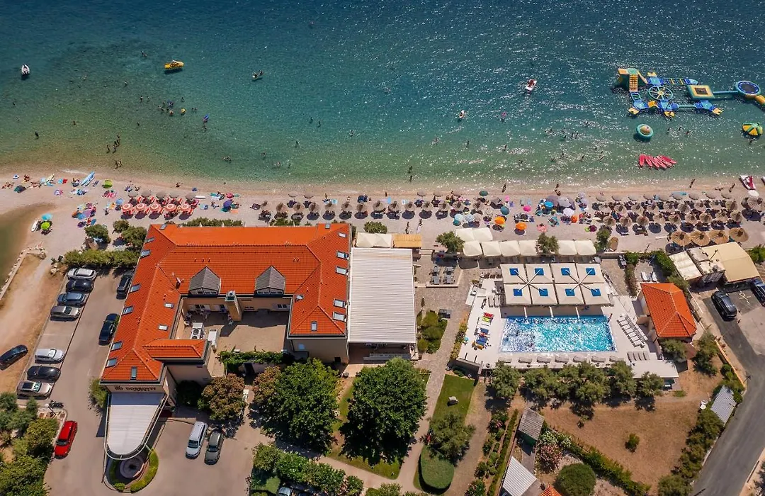 Hotel Dobrovit-1