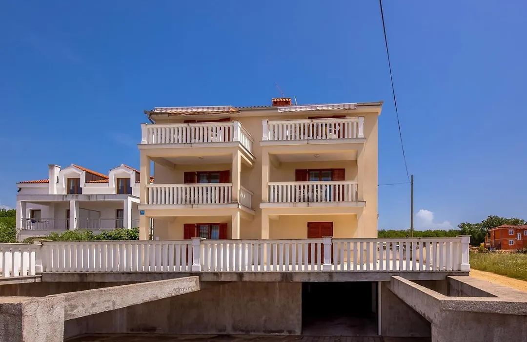 Apartments Rina-1