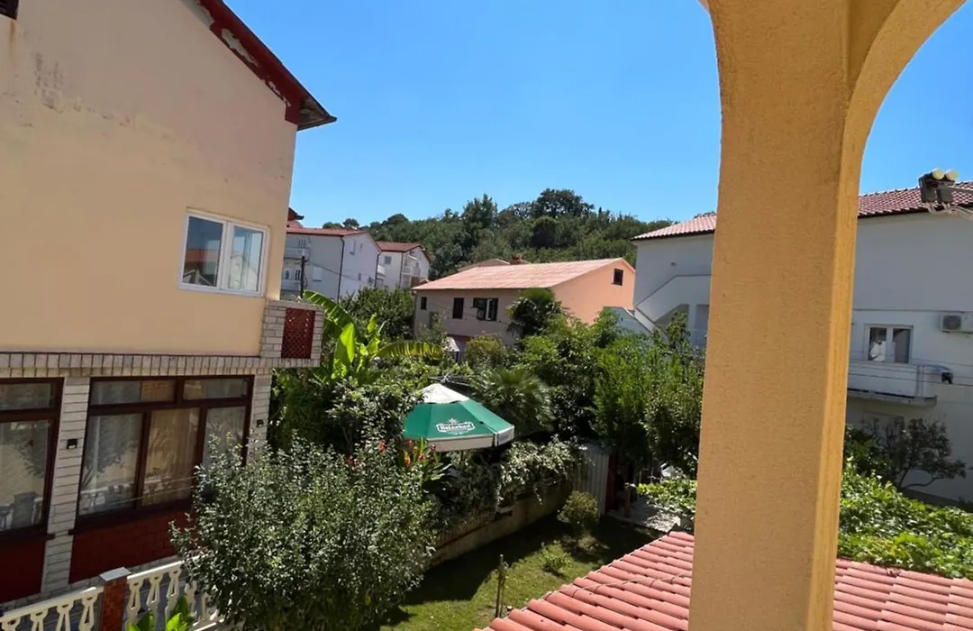 Apartments And Rooms Markovski-1