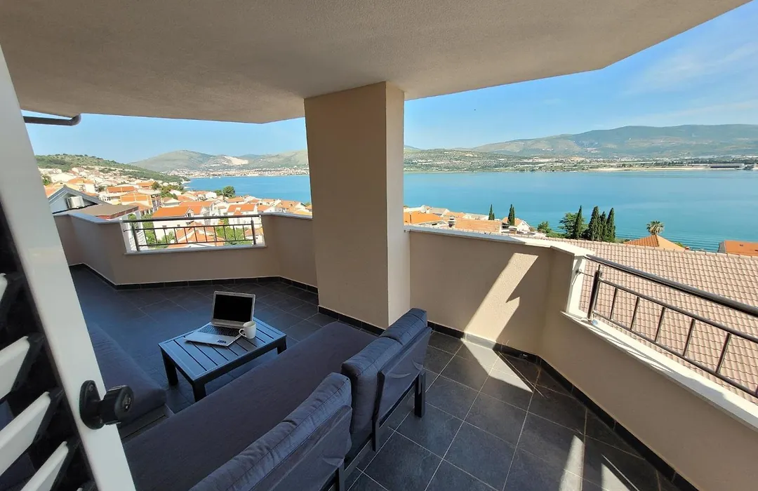 Apartments Proxima-1