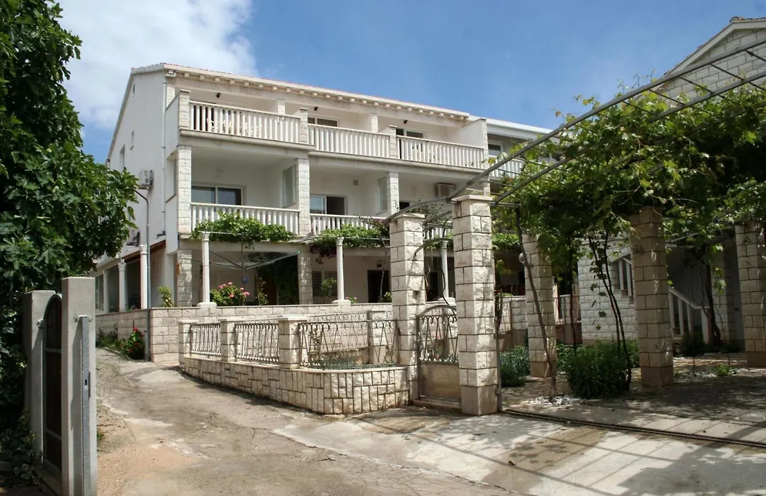 Apartments And Rooms By The Sea Orebic, Peljesac - 4553-1