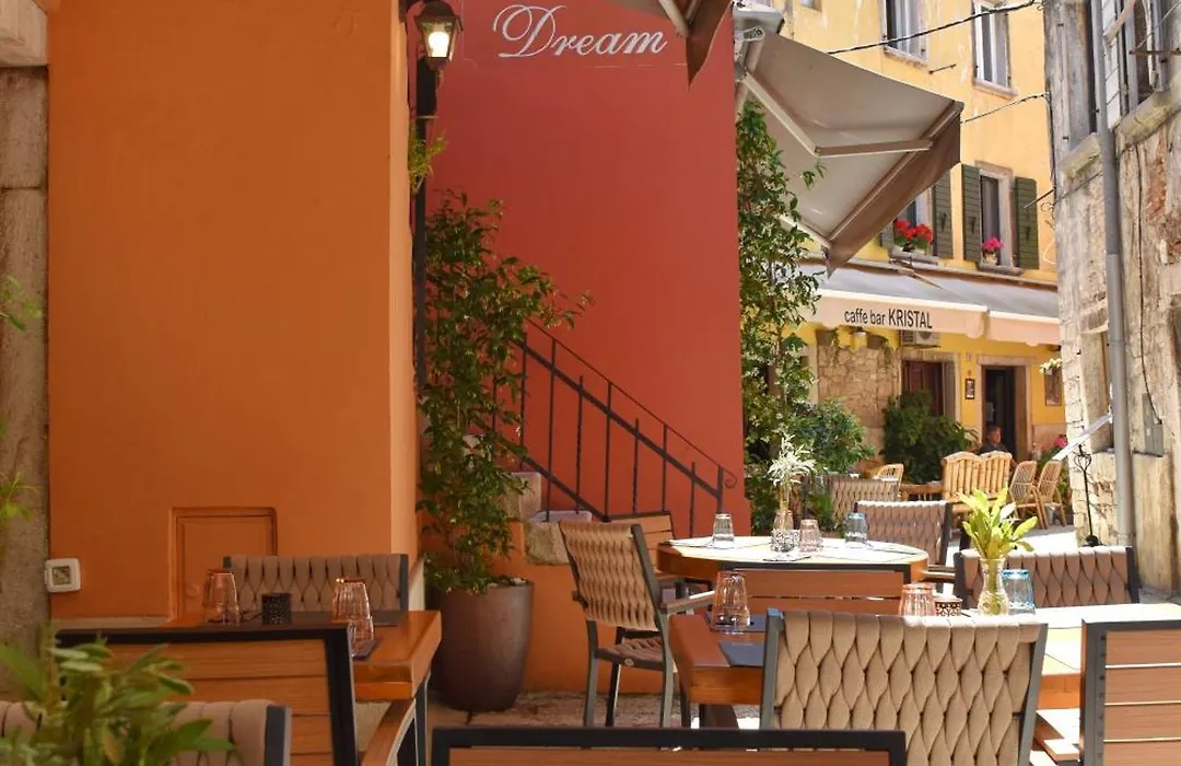 Residence Dream-1