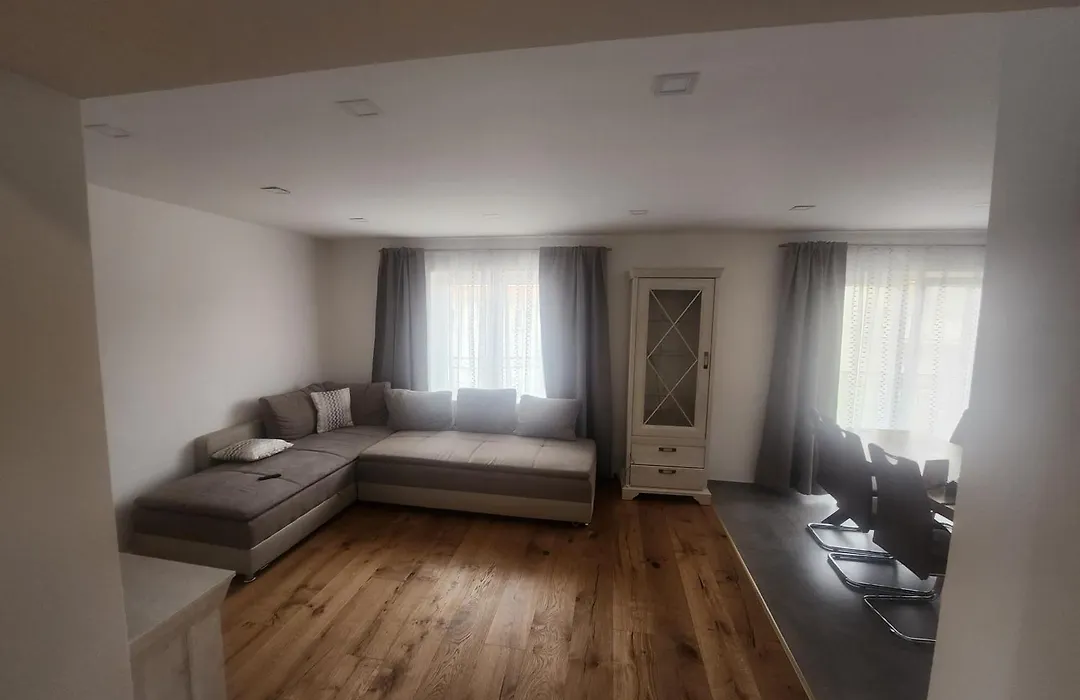 Apartmani Five-1