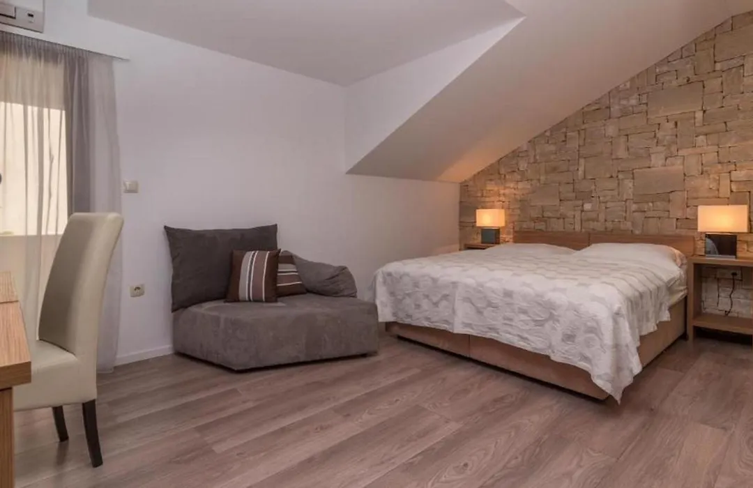 Villa Lucica Trogir-1