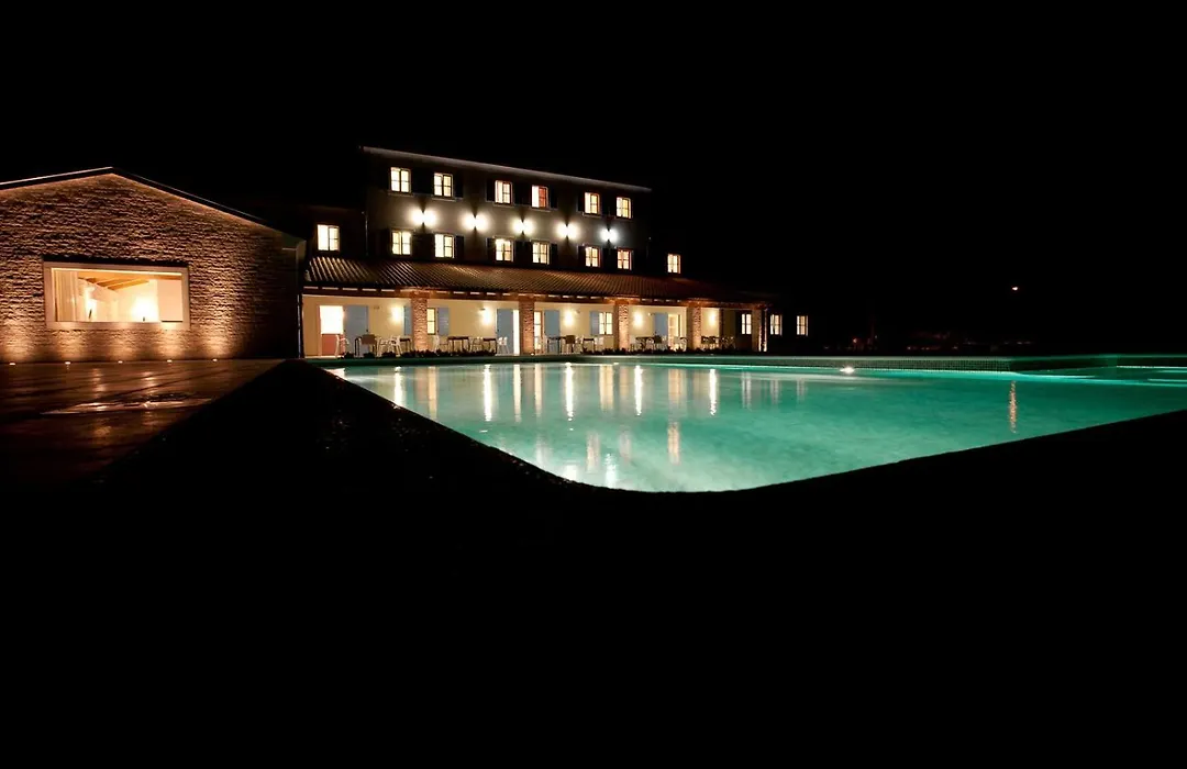 Velanera Hotel & Restaurant-1