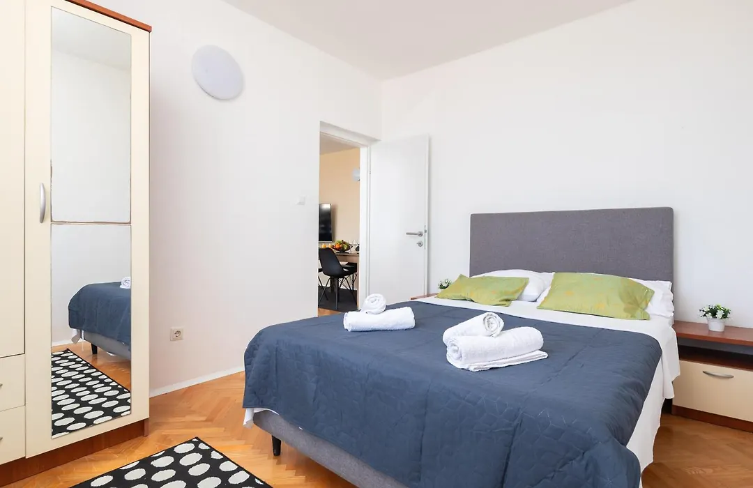 Family Beach Rooms-1