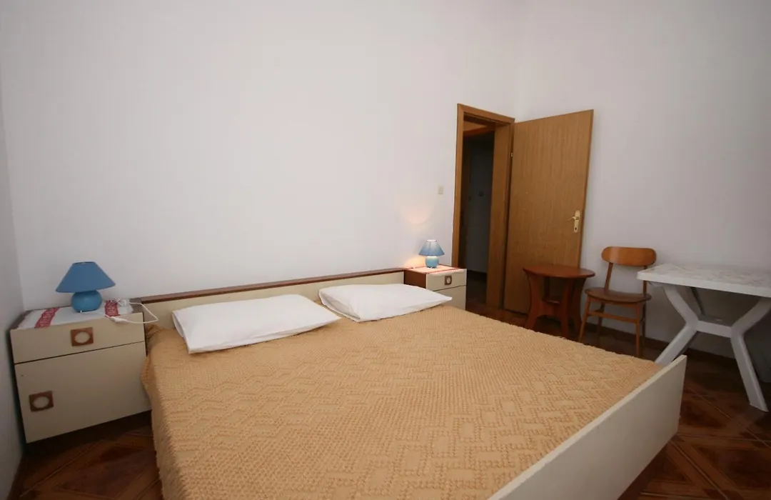Apartments And Rooms By The Sea Pag - 6311-1