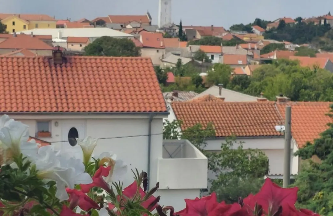 Holiday Room - The View-1