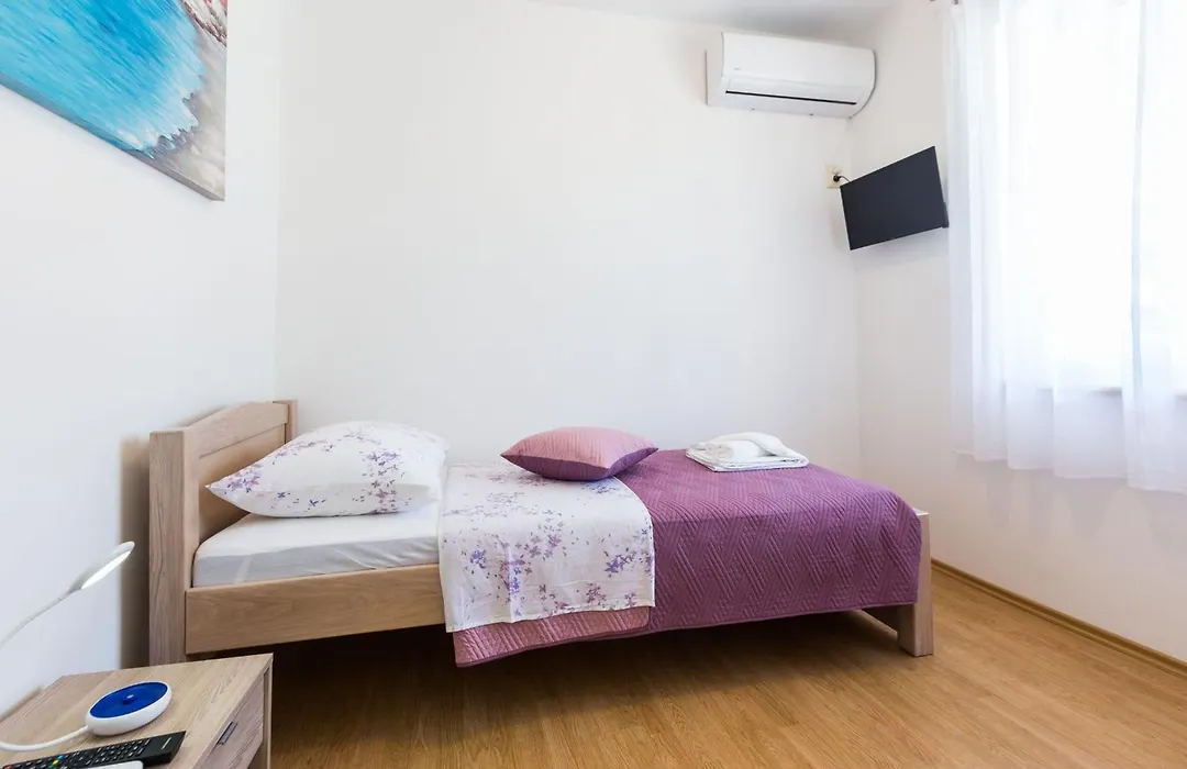 Kelava Rooms-1