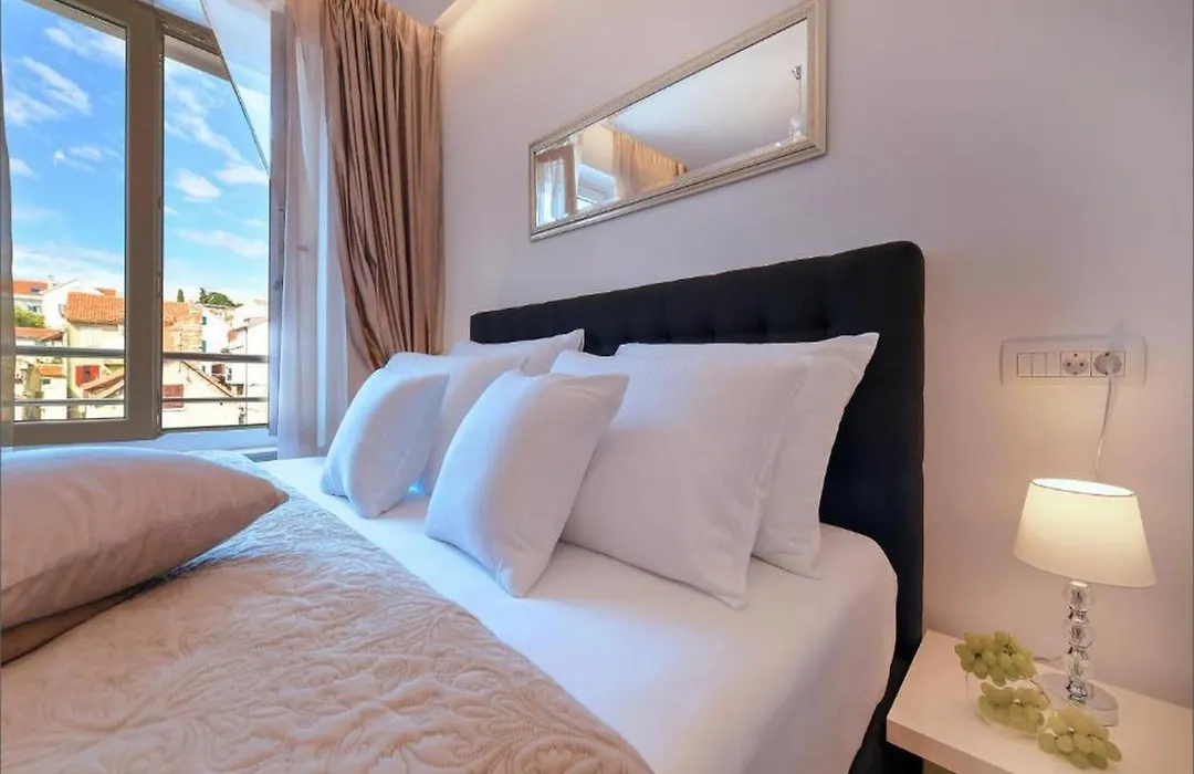 Via Porto Rooms-1