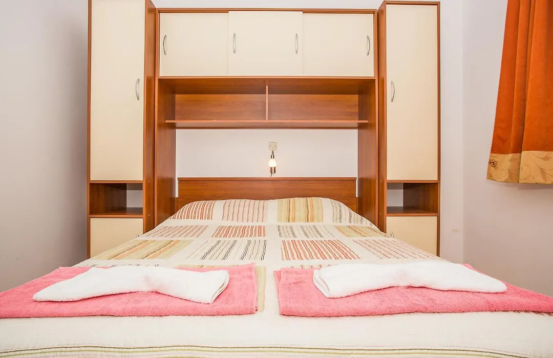 Apartmani Ante Nobilo-1