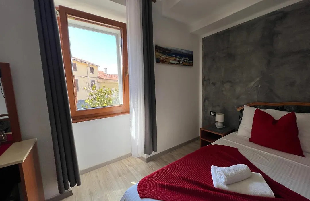 Rooms Valentino-1