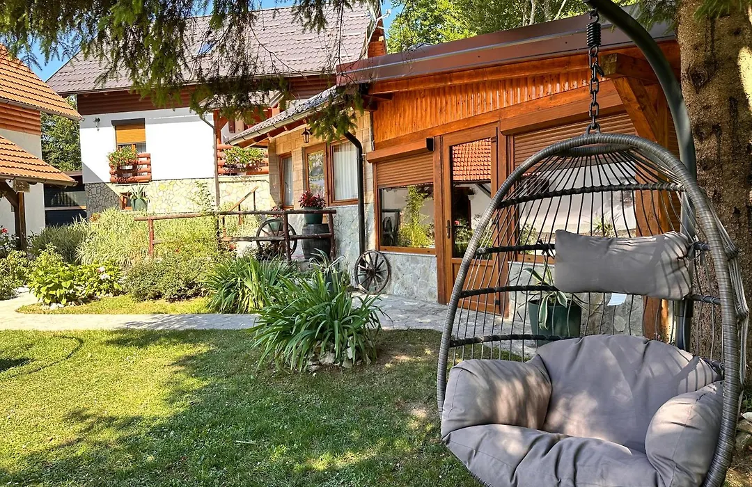 Guesthouse Green Valley-1