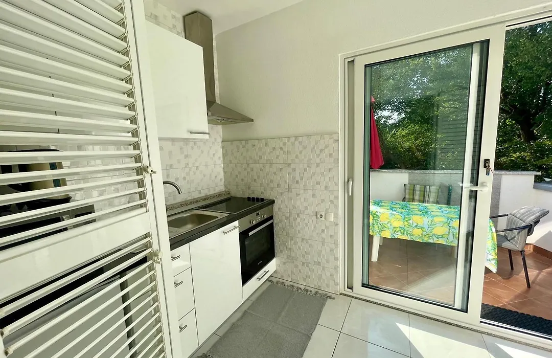 Ana Guest House-1