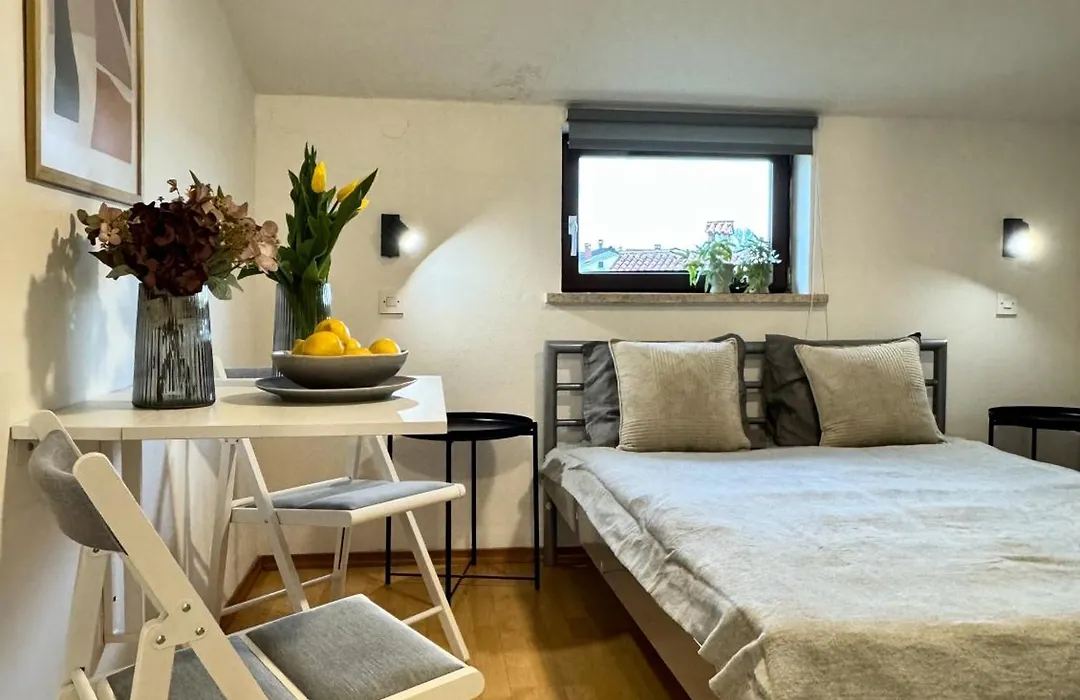 Apartments & Zimmer Jasmine-1