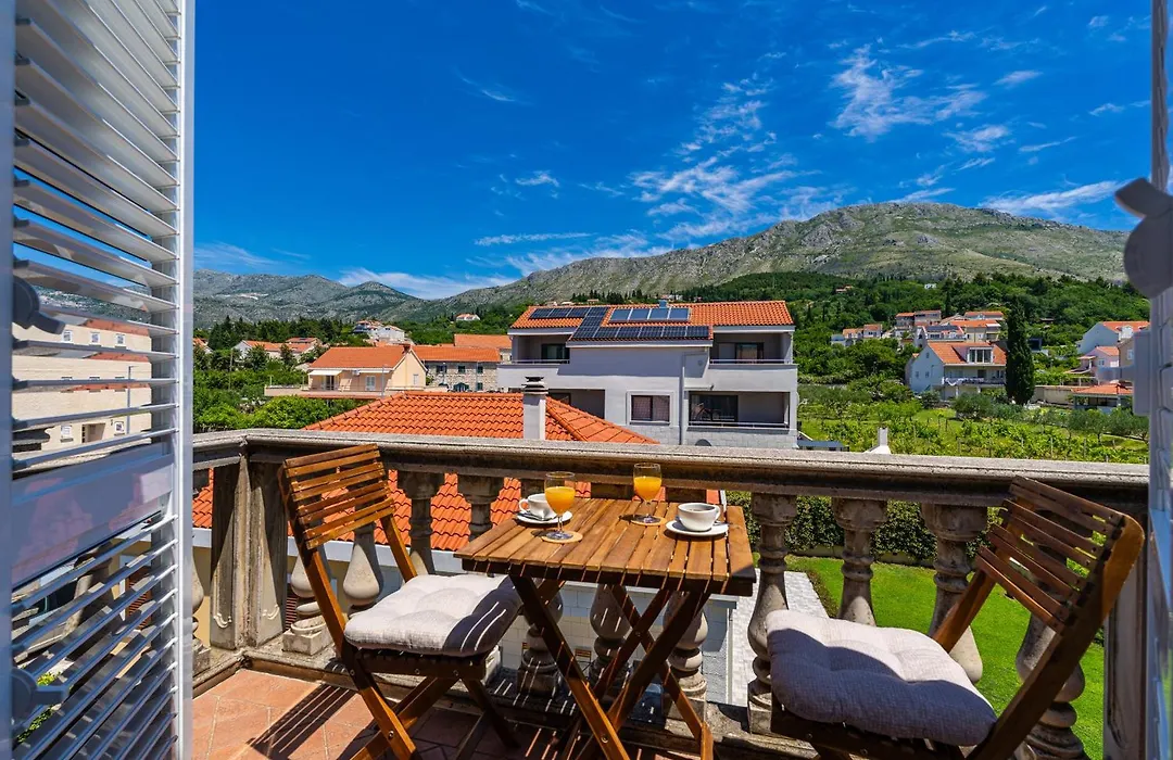 Francesca Guesthouse & Vardia Winery-1