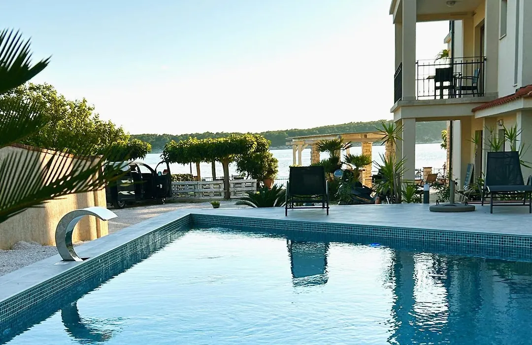Guest House Villa Papalina-1