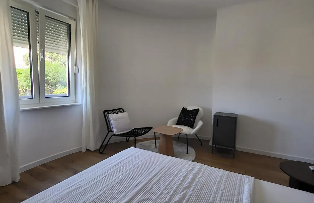 Central Rooms-1