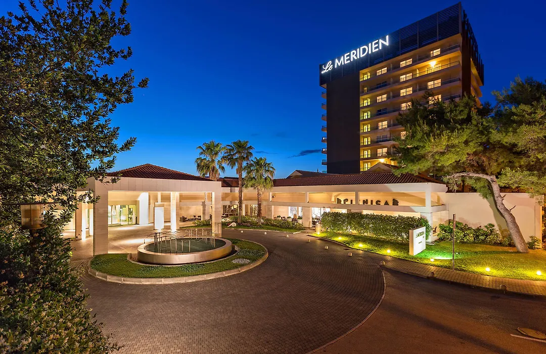 Le Meridien Lav Split-1