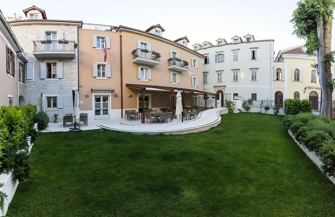 Hotel Marul-1