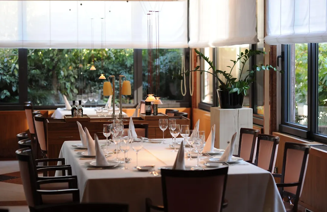 Hotel Milan-1