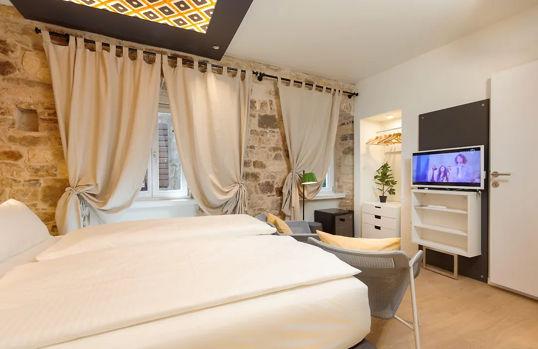 Luxury Rooms Bajamonti-1