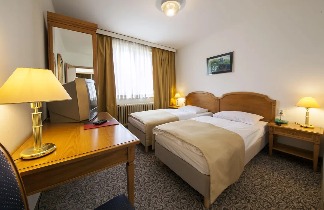 Hotel Zagreb-1