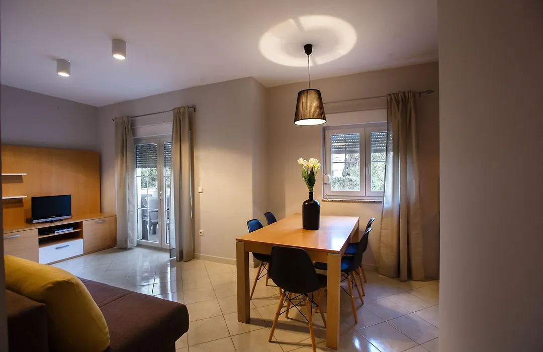 Luxury Suites Bellevue-1