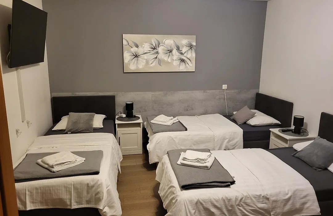 Guest House Lucija-1