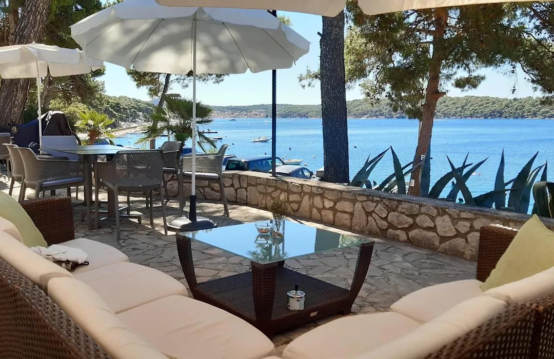 Apartments And Rooms By The Sea Mali Losinj-1
