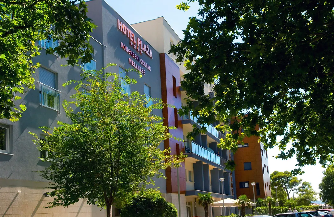 Hotel Plaza-1