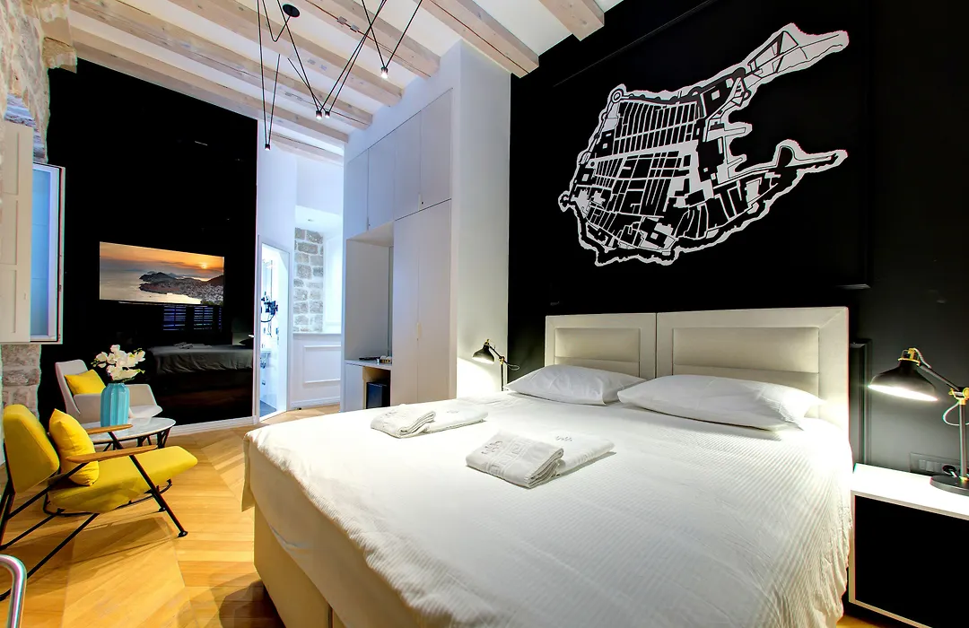 Boutique House Forty-Four-1