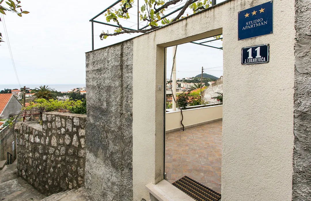 Guest House Luce-1
