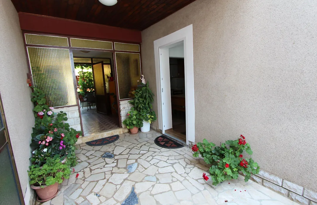 Rooms And Apartment Pina-1