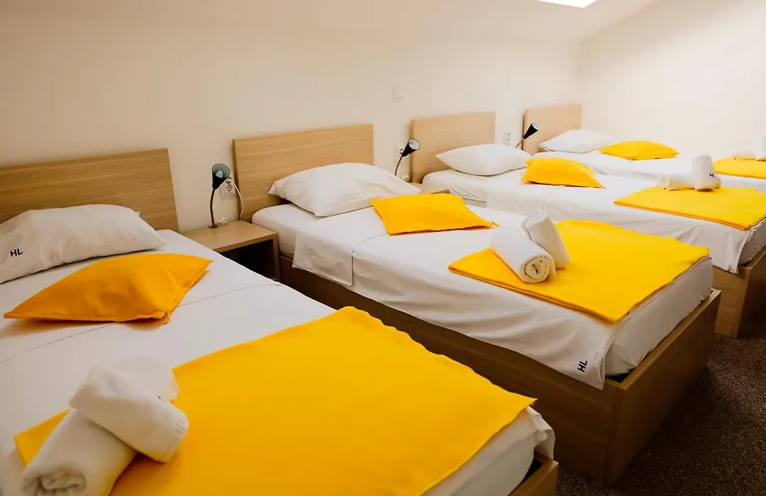 London Rooms Zagreb Airport-1