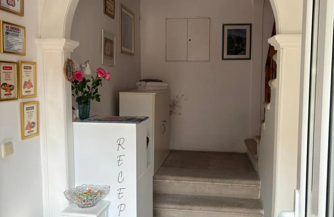Guesthouse Libertas-1