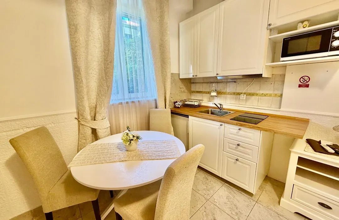 Guesthouse Villa Vice-1