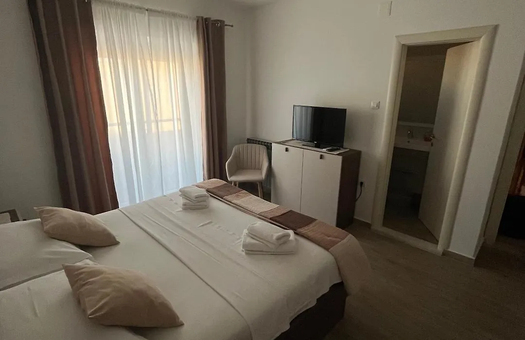 Apartments & Rooms Alagic-1