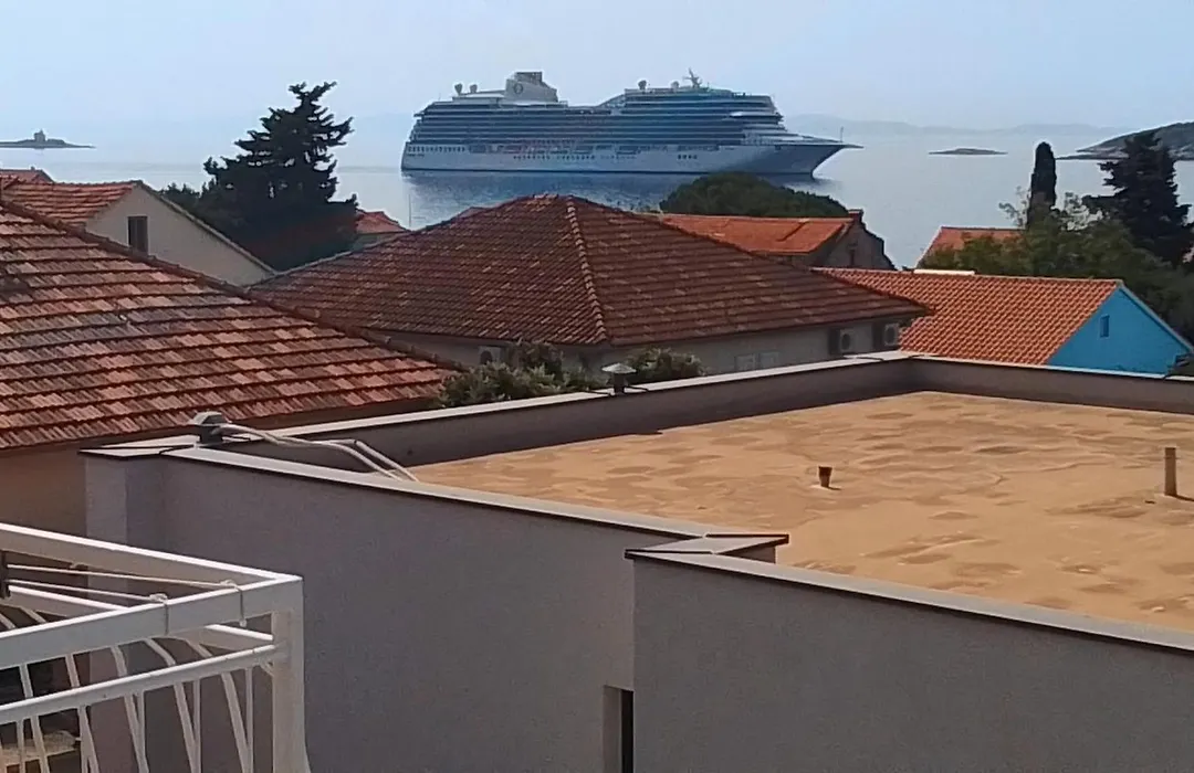 Apartmani Fani 2 Min Walking From Sea-1