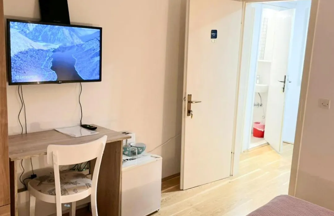 Rooms Megi-1
