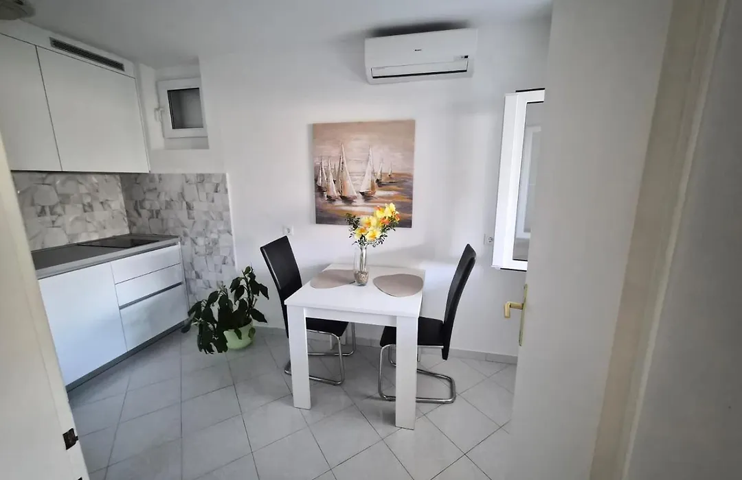 Apartments & Rooms Anita-1