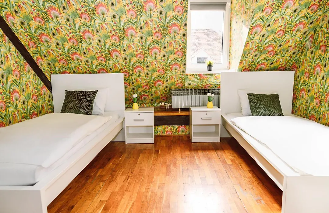 Hostel Centar-1