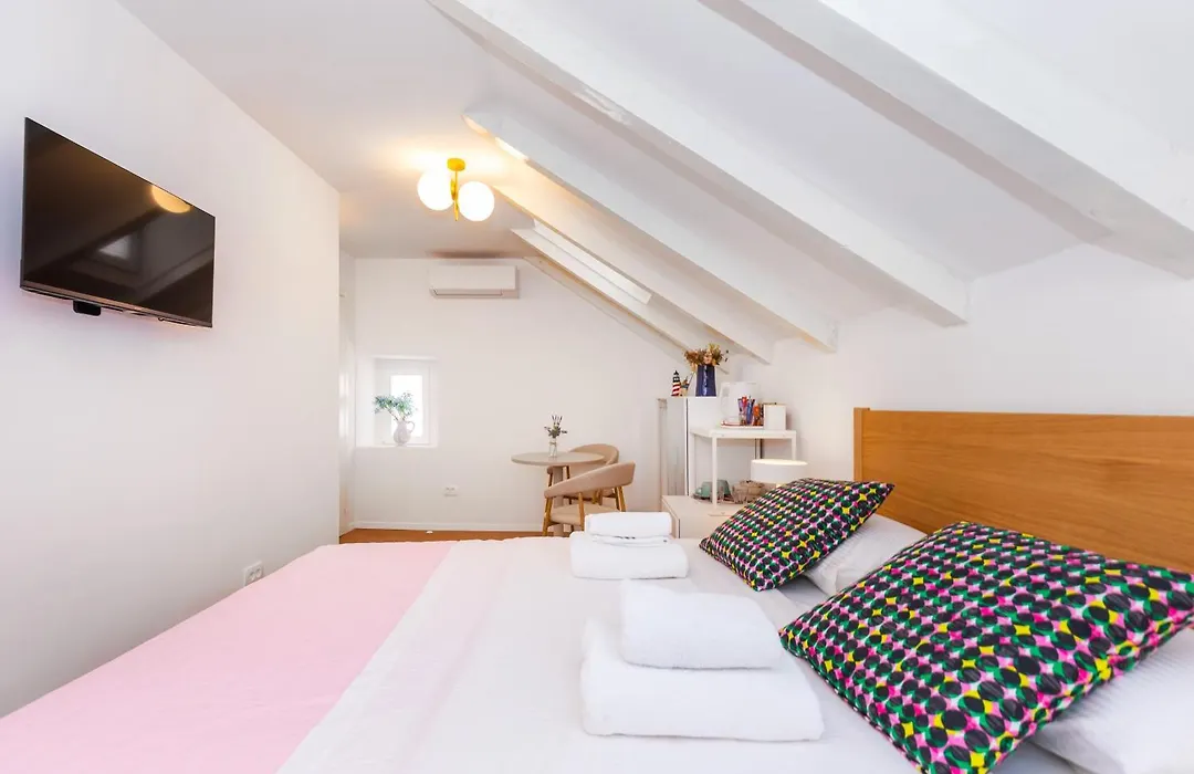 Booba Rooms-1