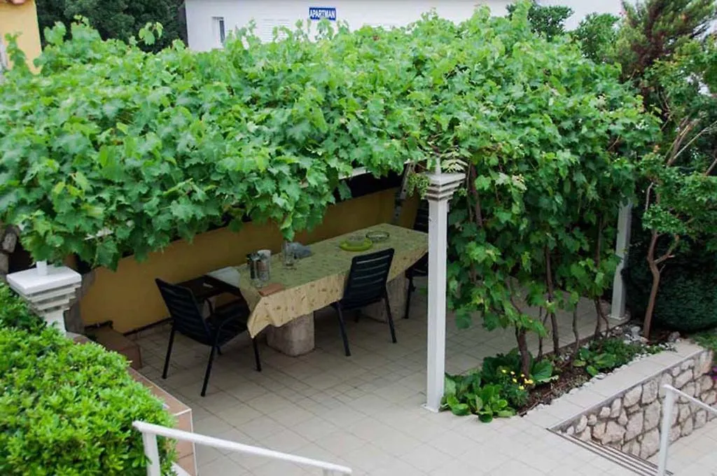 Apartments Ada-1