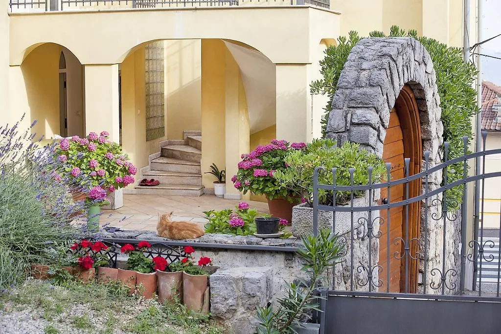 Apartments Hortensia-1