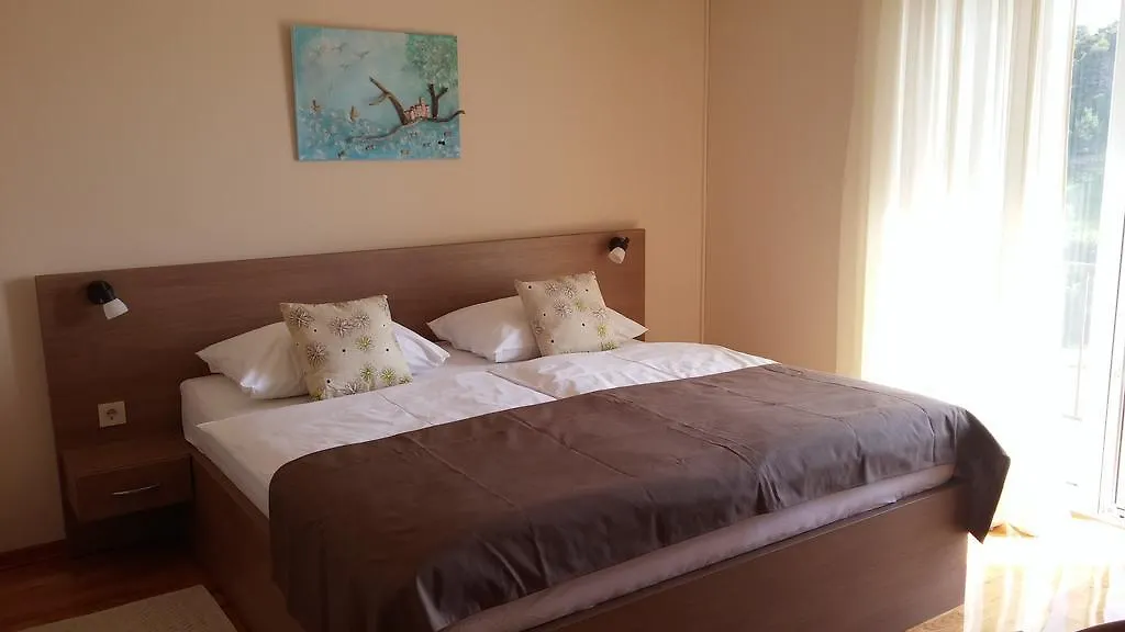 Rooms Vukusic-1