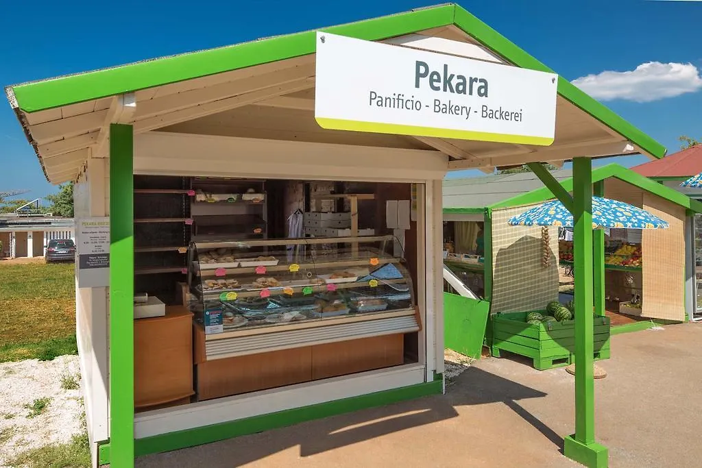 Happy Camp Mobile Homes In Camping Park Umag-1