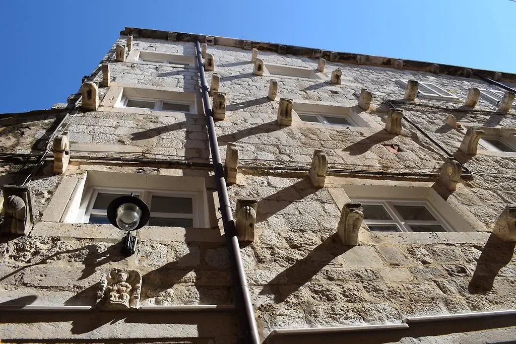 Guesthouse Rustico-1