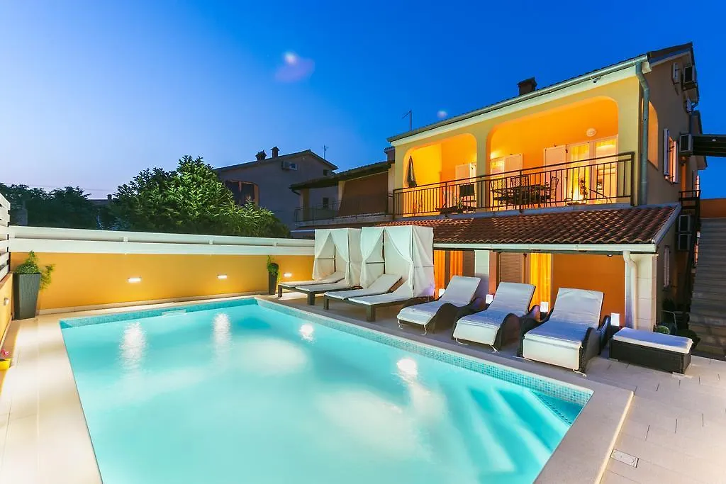 House Andja With Pool-1