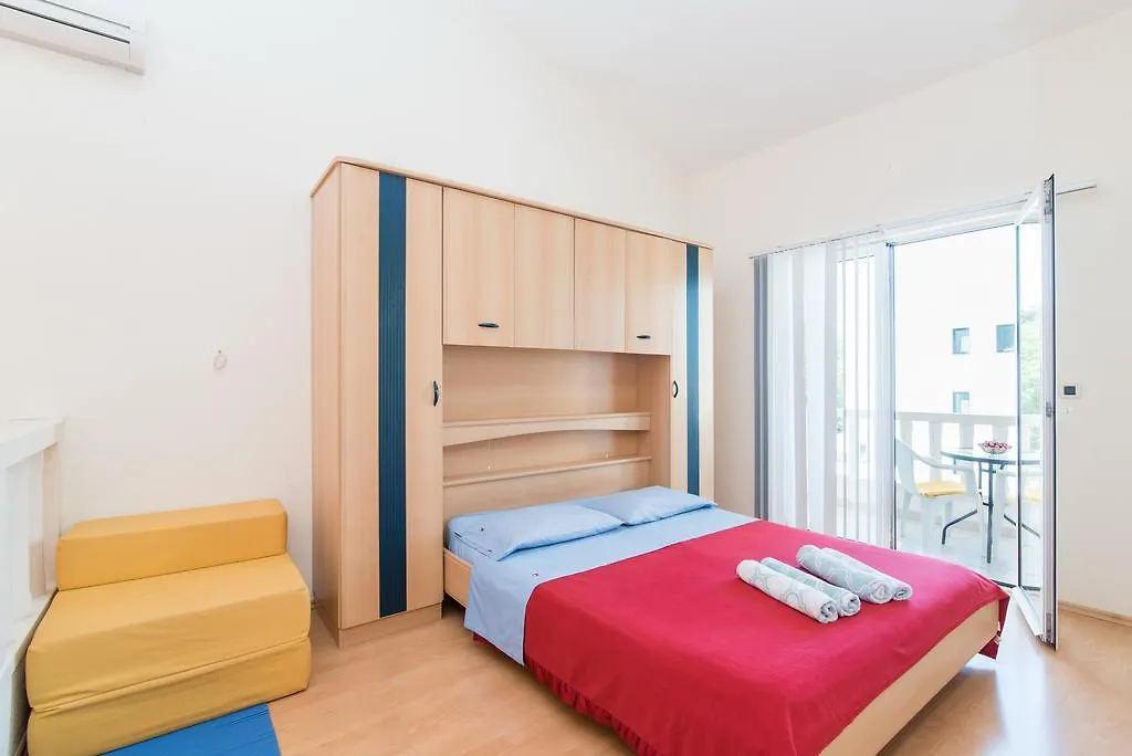 Studio Apartment Brela-1